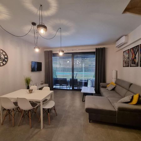 פוביירובו Aprum Apartments 12C מראה חיצוני תמונה